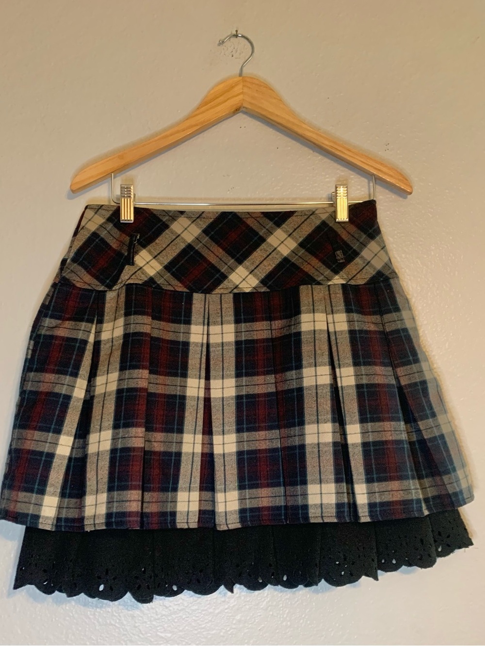 Chou Yatou Women’s Plaid Wool Blend Dark Academia Mini Skirt . Size M